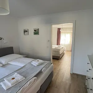 Gaestewohnung Schlossblick Apartment